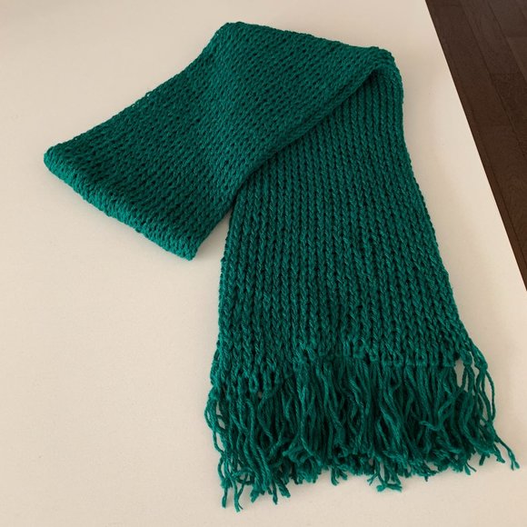 WARM AND COZY: Knit Scarf, Forest Green - Picture 1 of 3